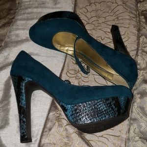 Platform suede heels